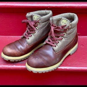 Timberland Boots Men’s size 11 runs big! Good Condition fits 11.5 tweed